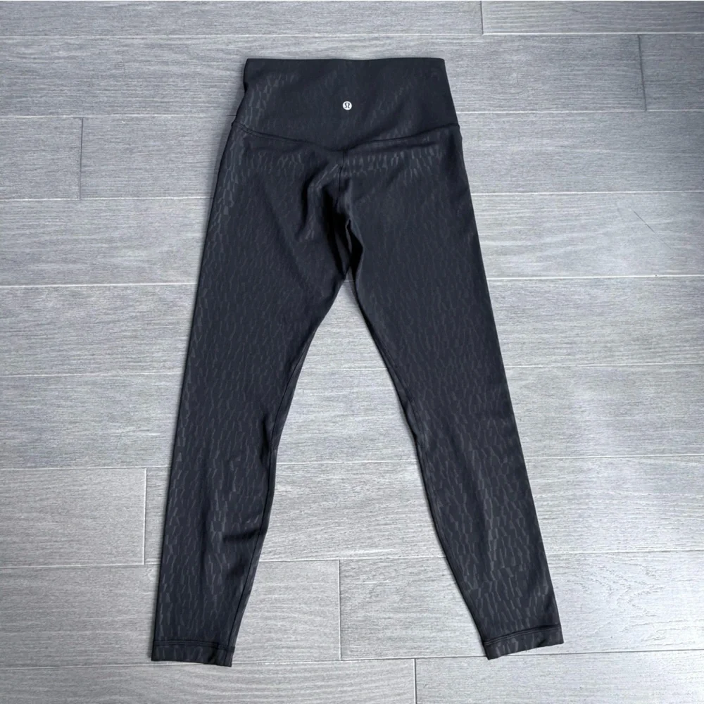 Lululemon Align High Rise Pant 25" Segment Emboss Black Leggings 6 Nulu W5DUYS - Picture 5 of 15